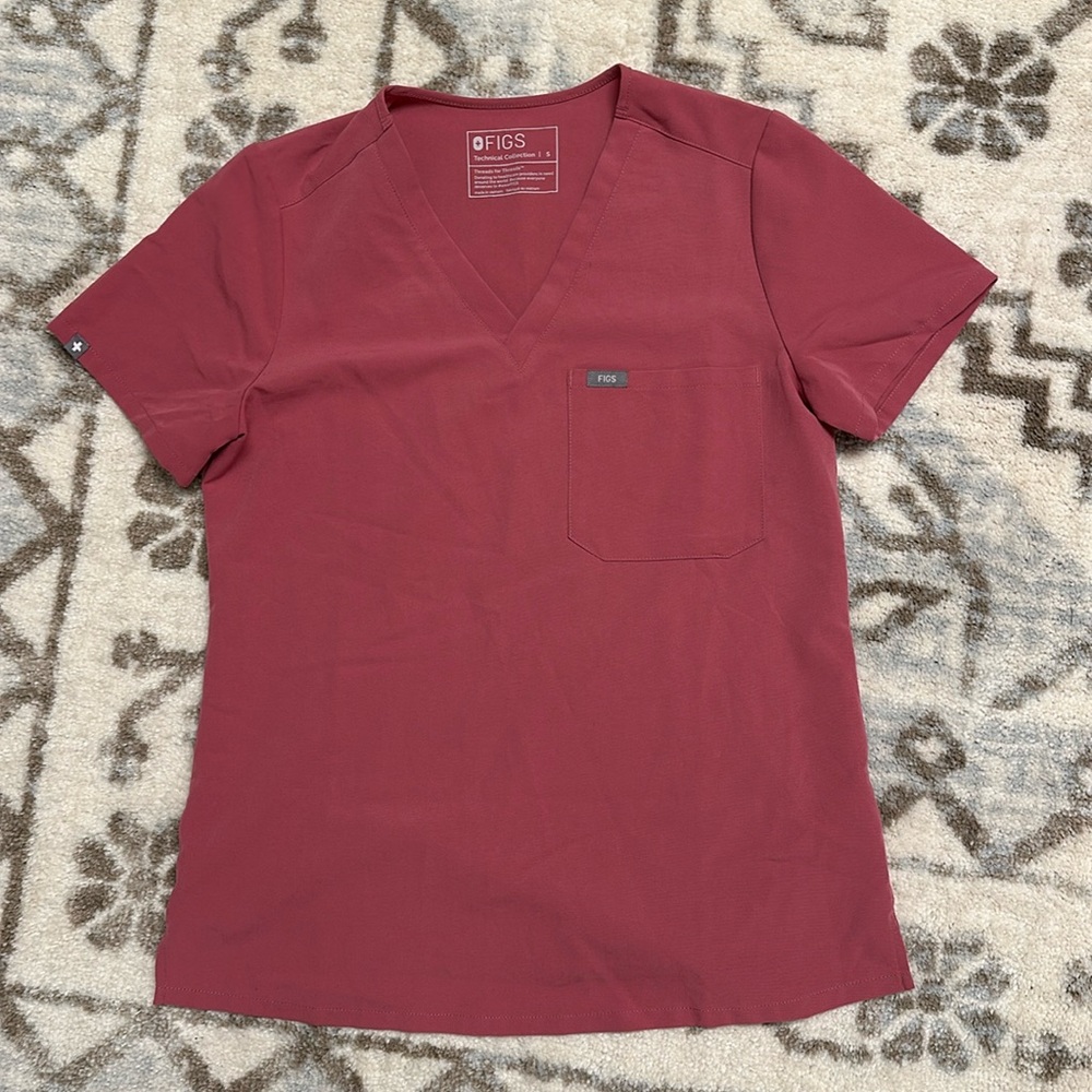 FIGS Quartz Catarina Scrub Top
